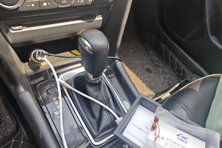 Used Mazda 3 Axela 2017 Sedan 1.5L Automatic Luxury Model China VI Standard