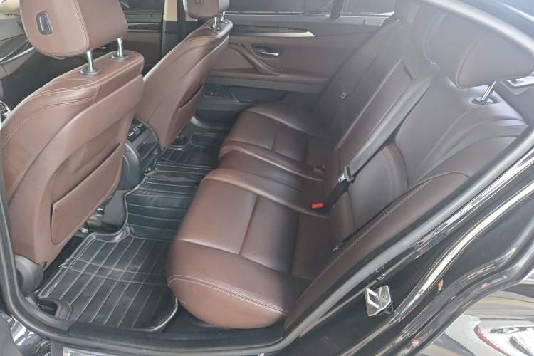 Used BMW 5 Series 2014 525Li Luxury Design Package
