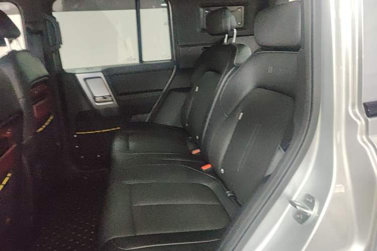 Used iCAR V23 2025 501 Four-Wheel Drive Intelligent Driving Version Left Rear Seat