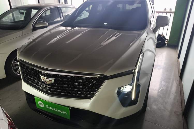 Used Cadillac XT4 2024 28T Two-Wheel-Drive Luxury Version Front