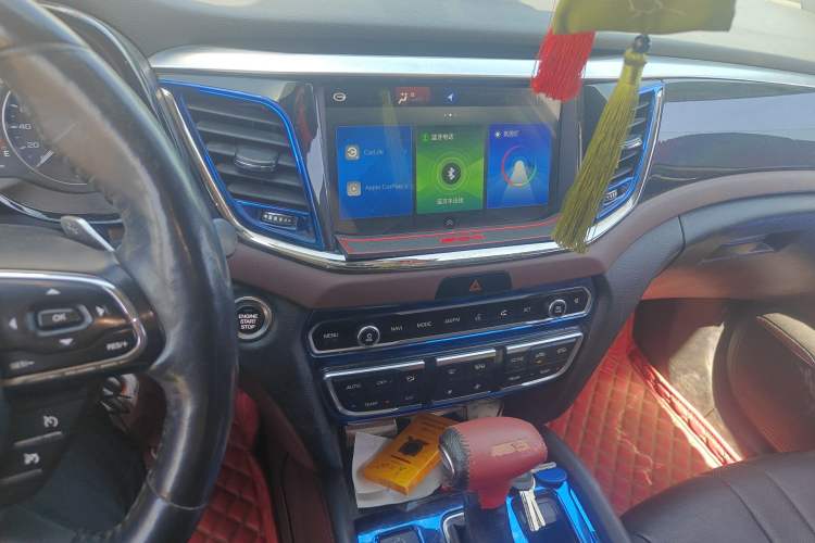 Used GAC Trumpchi GS8 2017 320T Two-Wheel Drive Luxury Smart Connectivity Version (7 Seats)
