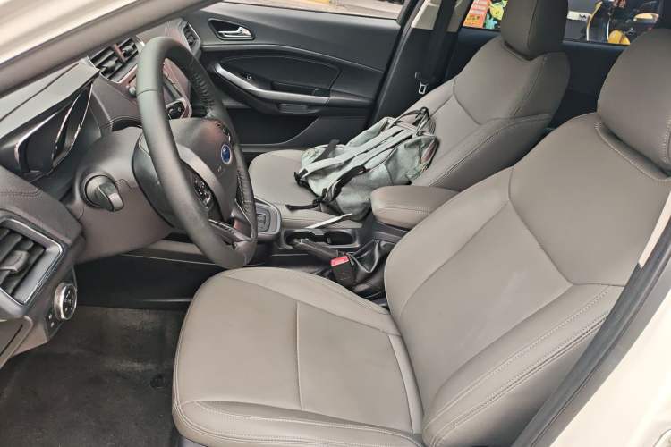 Used Ford Escort 2019 Revised Version 1.5L Automatic Enjoyment Type China VI Standard Left Front Seat