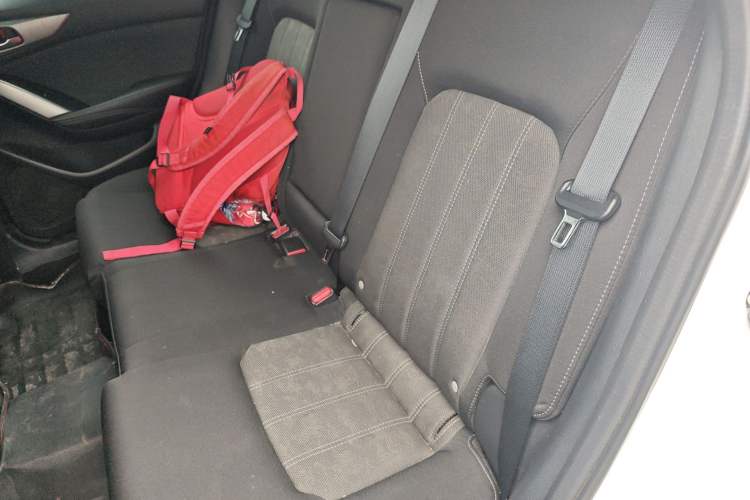 Used Mazda CX-4 2016 2.0L Automatic 2WD Blue Sky Dynamic Edition
