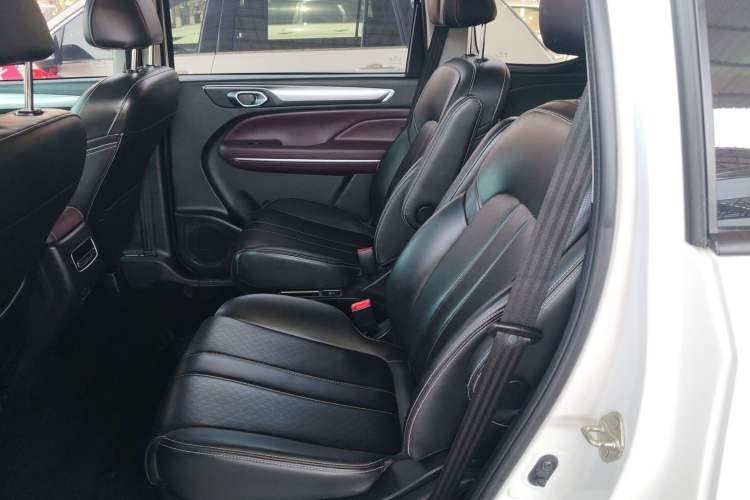 Used GAC Trumpchi M6 2021 PRO 270T DCT Luxury Edition Left Rear Seat