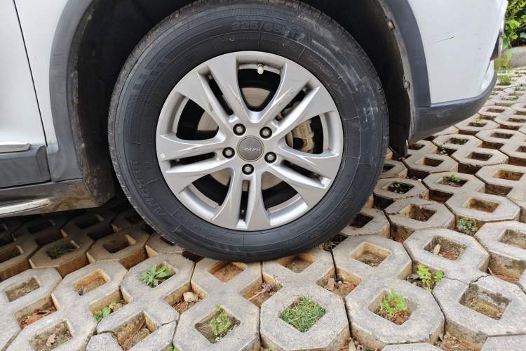 Used Haval H6 2015 Revised Version Sport Edition 1.5T Manual Transmission Two-Wheel Drive Elite Grade