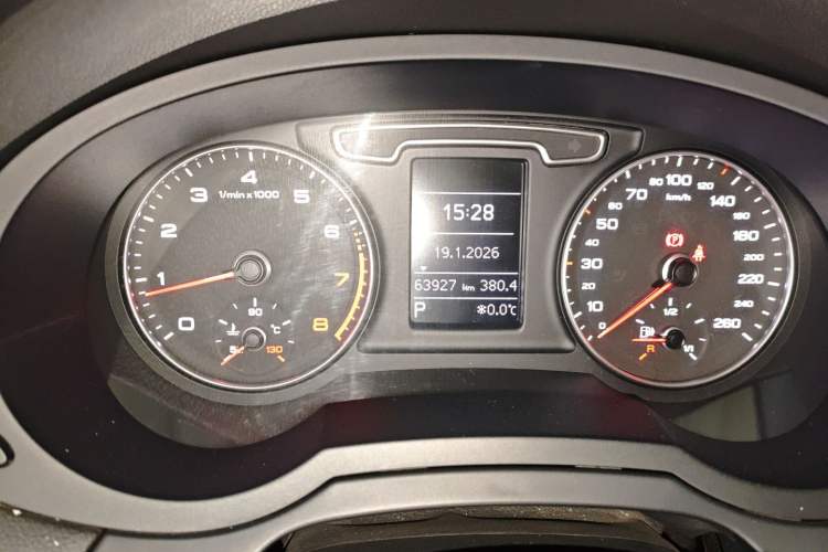 Used Audi Q3 2015 35 TFSI Comfort Model