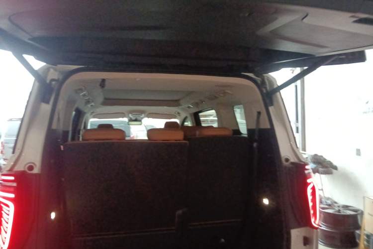 Used Hongqi HQ9 2023 2.0T Smart Connect Flagship Edition