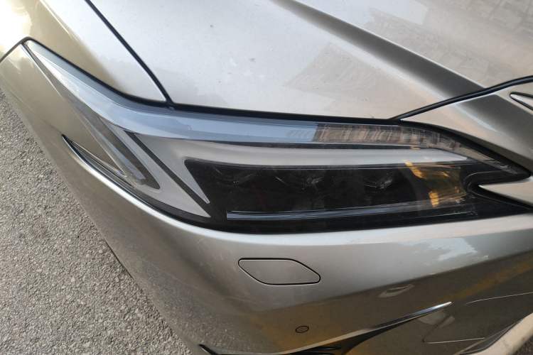 Used Lexus ES 2025 200 Premium Edition