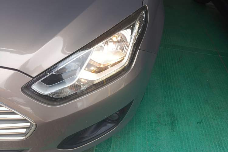 Used Ford Escort 2017 Happiness Edition 1.5L Automatic Fashion Version