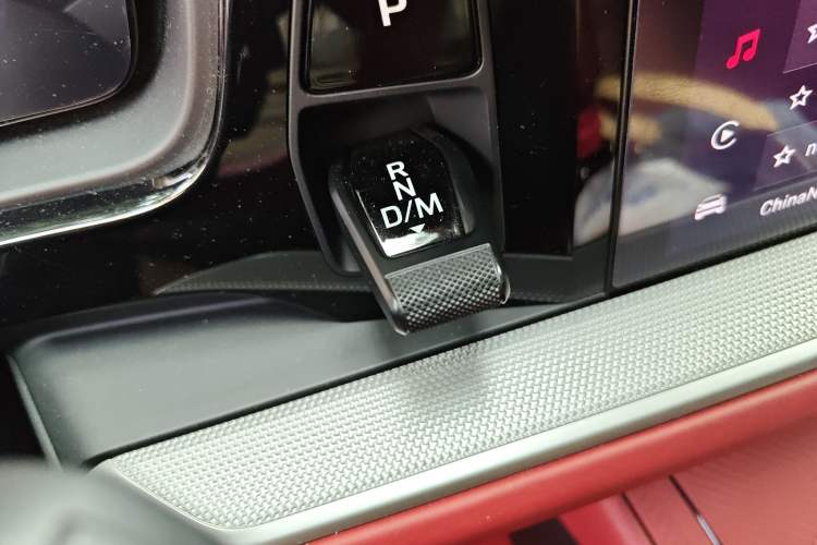 Used Porsche Cayenne 2024 Cayenne 3.0T Gear Lever