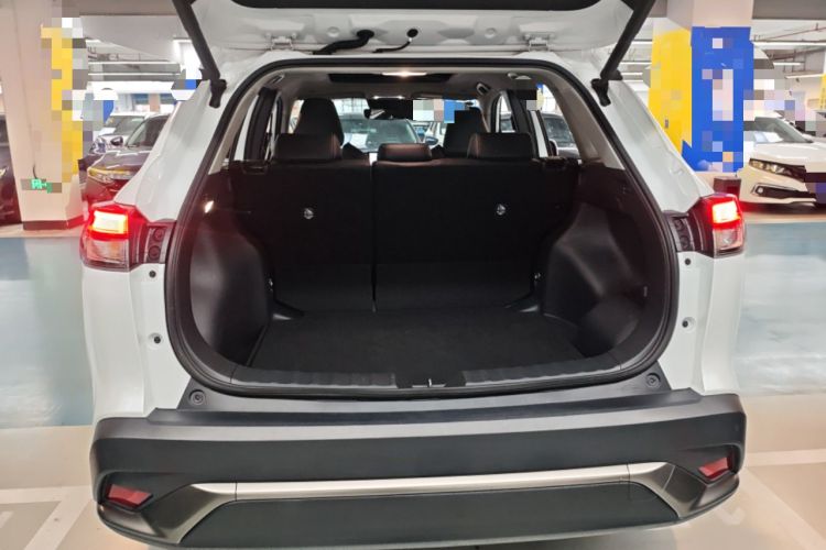 Used Toyota FRONTLANDER 2023 2.0L Smart Electric Hybrid Dual-Engine Deluxe Version