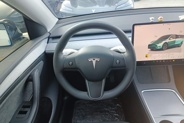 Used Tesla Model Y 2024 Rear-Wheel-Drive Version
