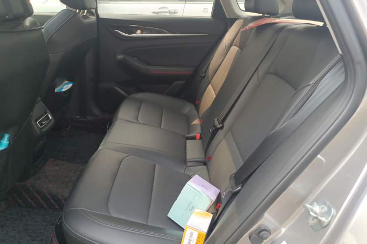 Used CHANGAN Eado 2020 PLUS Blue Whale NE 1.4T GDI DCT Prestige Model
