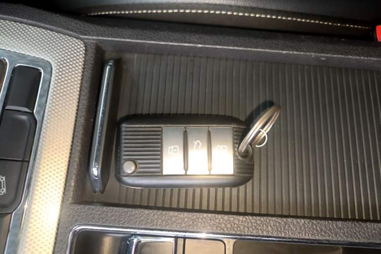 Used Roewe RX5 2018 20T Two-Wheel Drive Automatic Flagship Edition
