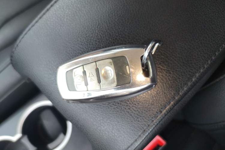 Used Haval H2 2017 Red-Label 1.5T Manual Two-Wheel Drive Luxury Model