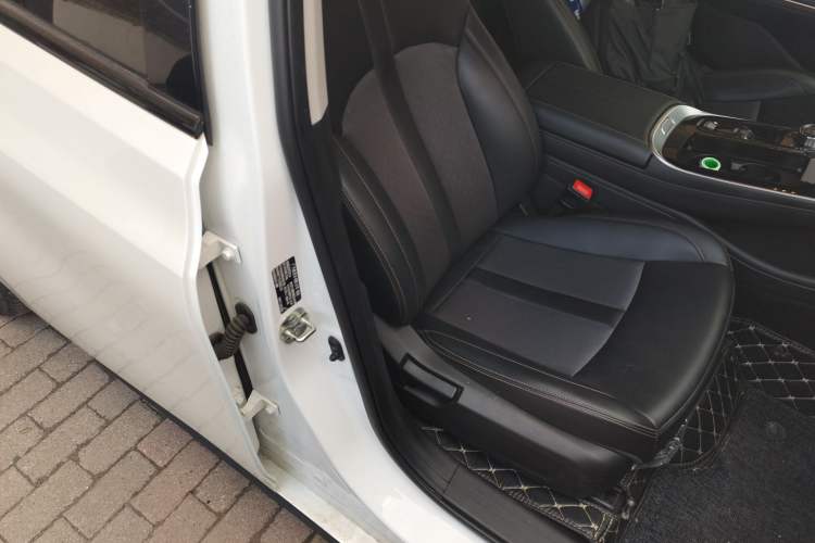 Used AION S 2023 Meizu 580 Lithium Iron Phosphate Right Front Seat