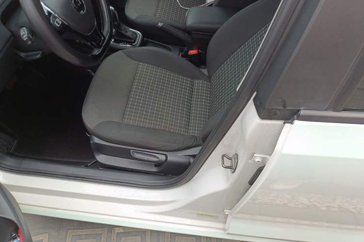 Used Volkswagen Polo 2018 1.5L Automatic Enjoyment Model