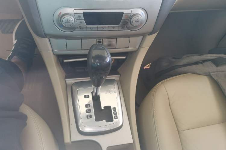 Used Ford Focus 2013 Hatchback Classic 1.8L Automatic Fashion Edition