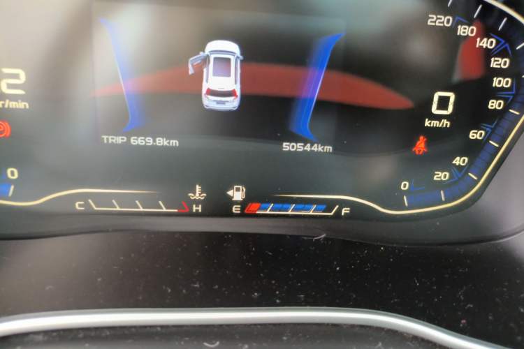 Used Geely Auto Vision X6 2018 1.8L Manual 4G Connect Luxury Edition