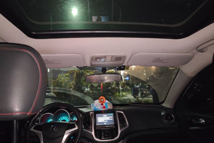 Used CHANGAN Eado 2013 1.6L Manual ZhiKu Model China IV Standard
