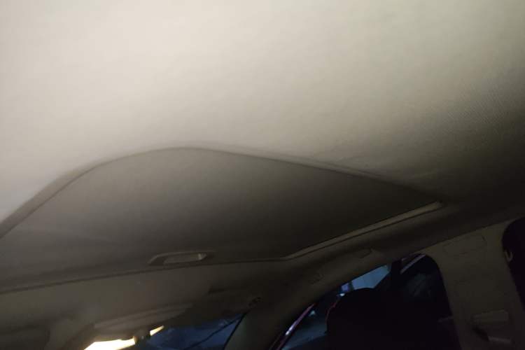 Used Roewe 550 2012 550 1.8L Automatic Value Edition
