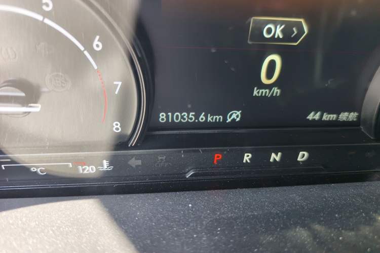 Used Lincoln Corsair 2021 2.0T Two-Wheel Drive Deluxe Edition Odometer Close Up