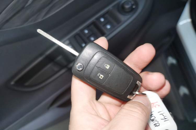 Used Buick Encore 2016 18T Automatic Two-Wheel Drive Urban Leading Edition
