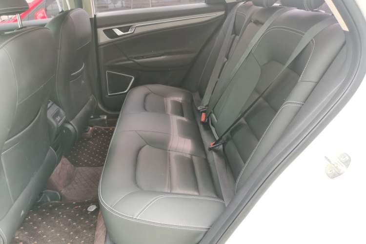 Used Geely Auto Emgrand GL 2018 1.8L DCT Elite Smart Connectivity Version Left Rear Seat