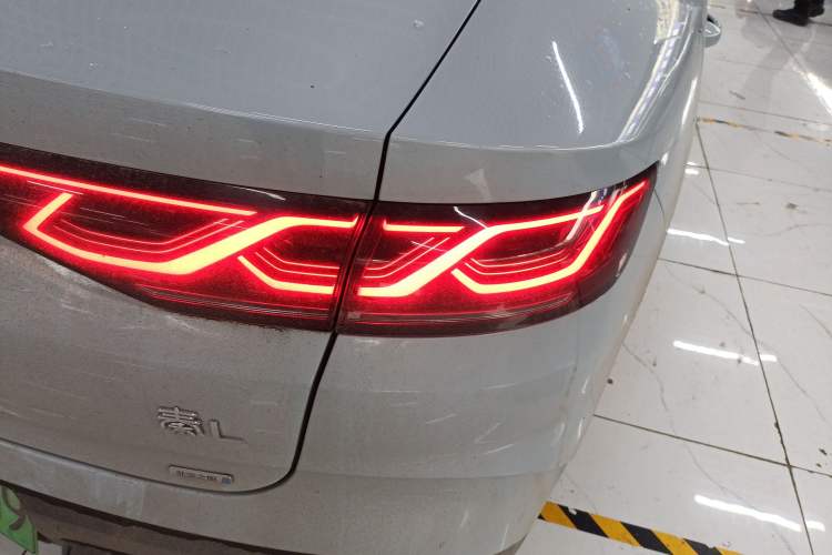 Used BYD Qin L 2024 DM-i 120KM Leading Model