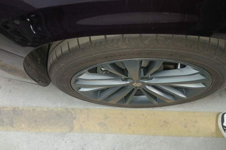 Used Leapmotor C16 2026 Extended-Range 280 LiDAR Zhizun Edition 6 Seats
