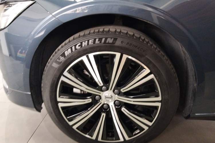 Used Volvo S90 2022 B5 Zhiyi Luxury Edition