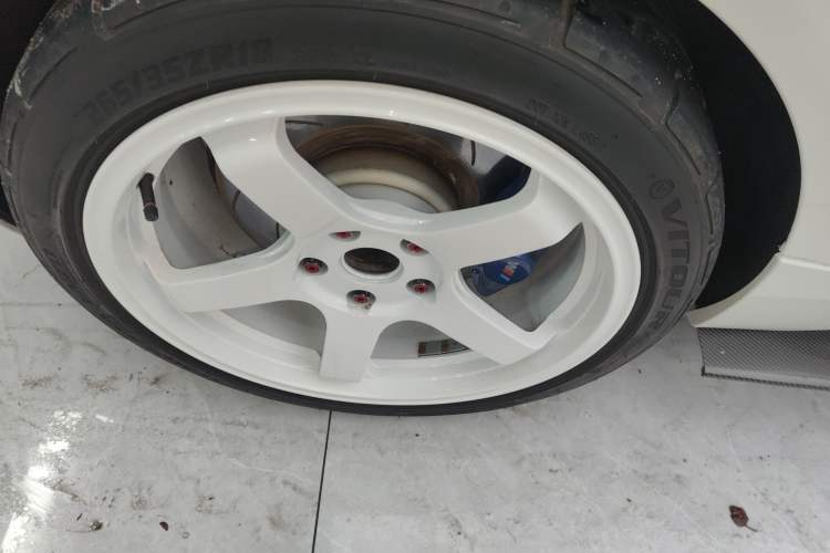 Used BMW 1 Series 2018 M140i Right Rear Wheel Hub