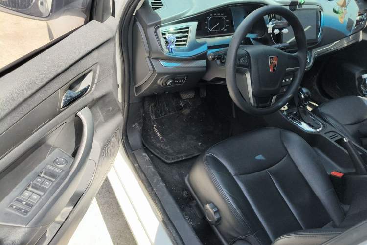 Used Roewe 360 2017 1.5L Automatic Luxury Edition
