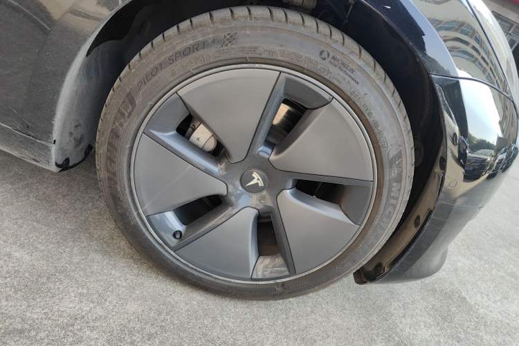 Used Tesla Model 3 2022 Rear-Wheel-Drive Version
