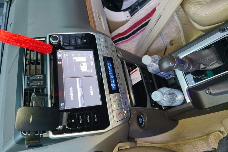 Used Toyota Prado 2018 3.5L Automatic TX-L with Rear-Mounted Spare Tire Audio And AC Panel