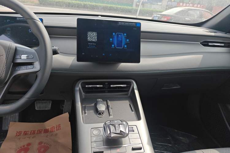 Used BYD Qin PLUS 2025 DM-i Smart Drive 55KM Leading Model
