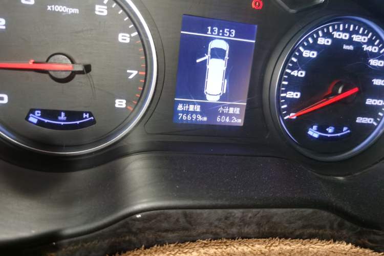 Used JAC Refine M4 2016 2.0L Manual Luxury Smart Version