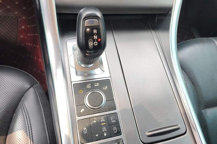 Used Land Rover Range Rover Sport 2014 3.0 SC V6 HSE
