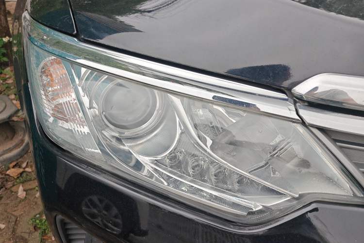 Used Toyota Camry 2015 2.0G Premier Edition
