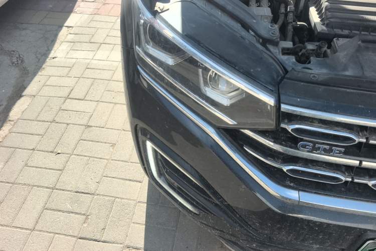 Used Volkswagen Tayron GTE Plug-in Hybrid 2020 1.4T Luxury Model Right Front Headlight