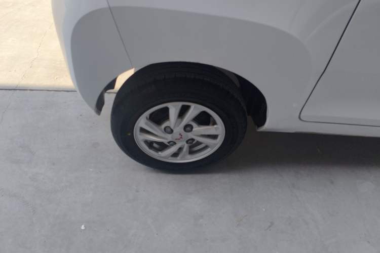 Used Wuling Hongguang MINIEV 2020 Freedom Version Lithium Iron Phosphate Right Rear Wheel Hub