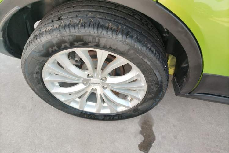 Used Land X7 2015 2.0T Panoramic Prestige Edition
