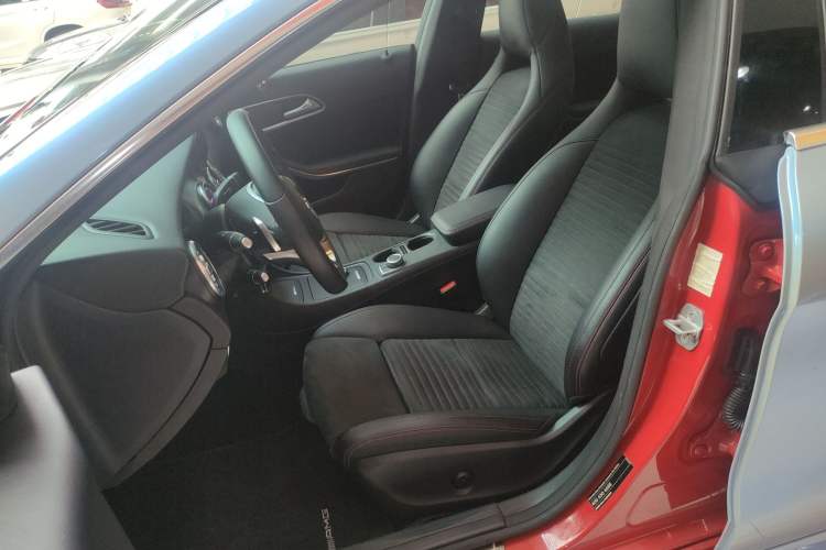 Used Mercedes-Benz CLA 2016 CLA 220 4MATIC
