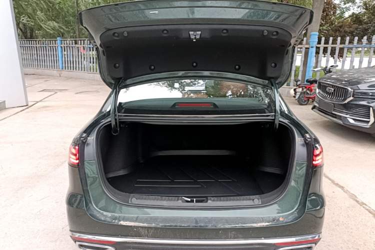 Used Geely Auto Emgrand 2026 Model 5th Generation 1.5T DCT Flagship Edition
