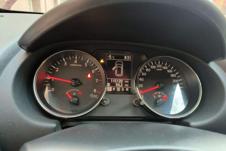 Used Nissan Qashqai 2011 2.0 XV Lea CVT 2WD
