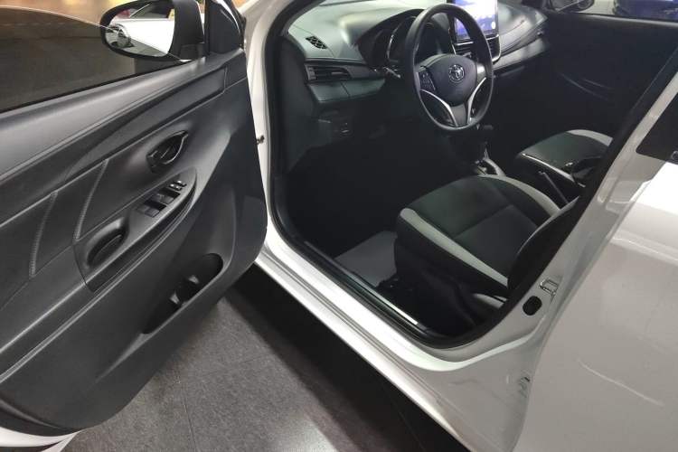 Used Toyota YARiS L Zhi Xuan 2022 1.5L CVT Leading PLUS Edition Driver Seat