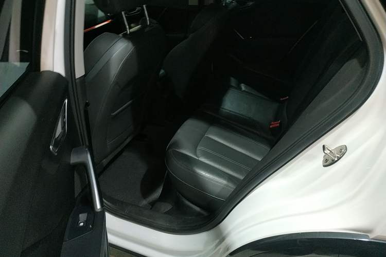 Used Audi Q2L 2022 35 TFSI Fashionable and Elegant Model
