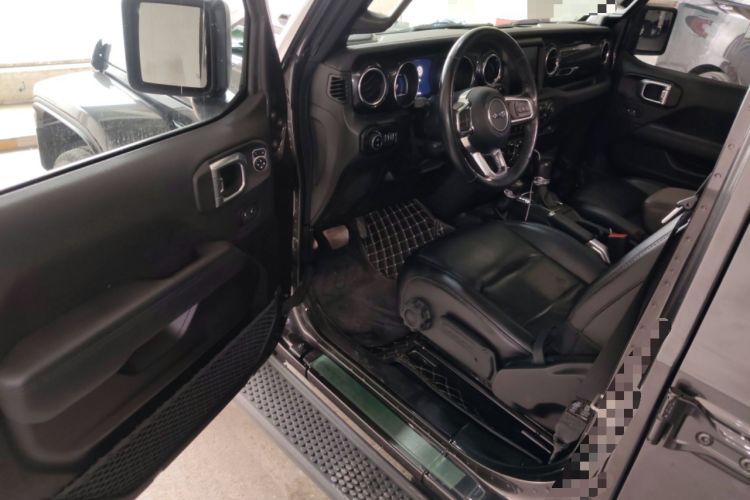 Used Jeep Wrangler 2022 2.0T High Altitude Four-Door Edition Driver Seat