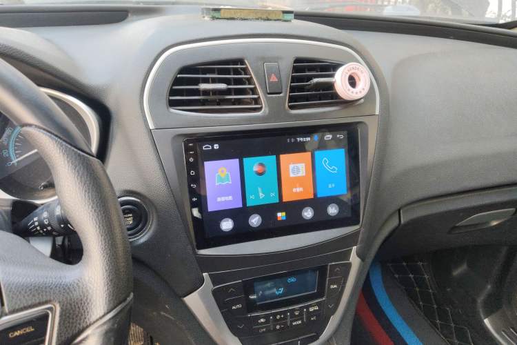 Used GAC Trumpchi GS5 2012 2.0L Automatic Two-Wheel Drive Anniversary Edition