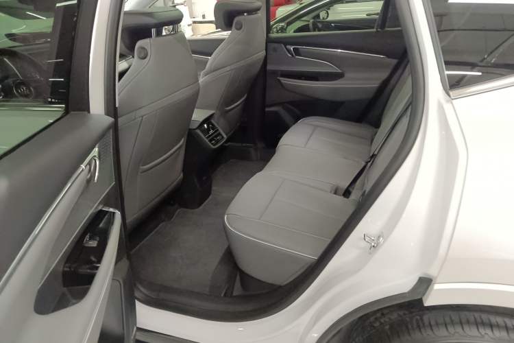 Used Buick E5 2025 Model 620KM Prestige Edition